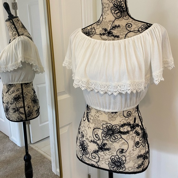 Crop top - Picture 1 of 4